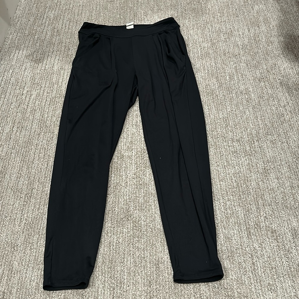 Fabletics workout/lounge pants, size XS, barely worn